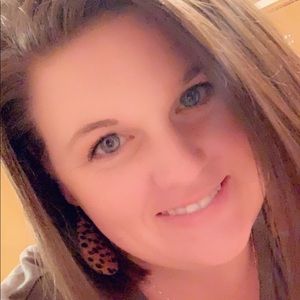 Meet your Posher, Valerie